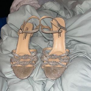 High heel very sparkly shoes :)